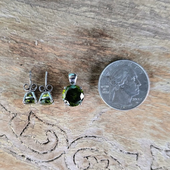 Moldavite Colored CZ Pendant and Stud Earrings Set in Sterling Silver - Picture 6 of 8